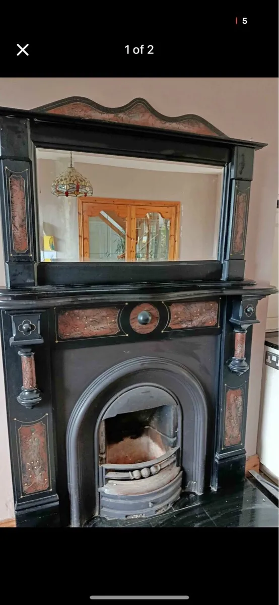 Cast iron fire place - Image 1