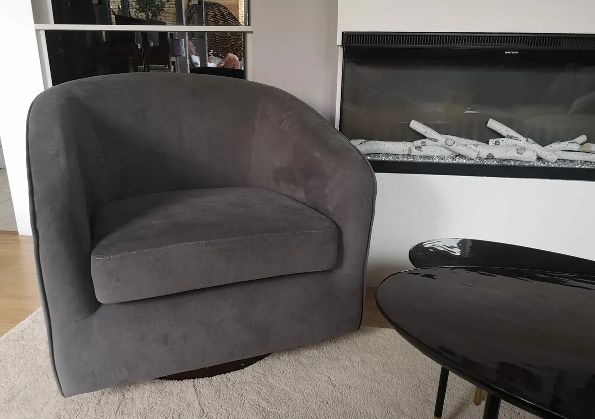 Velvet Swivel Armchair - Image 2