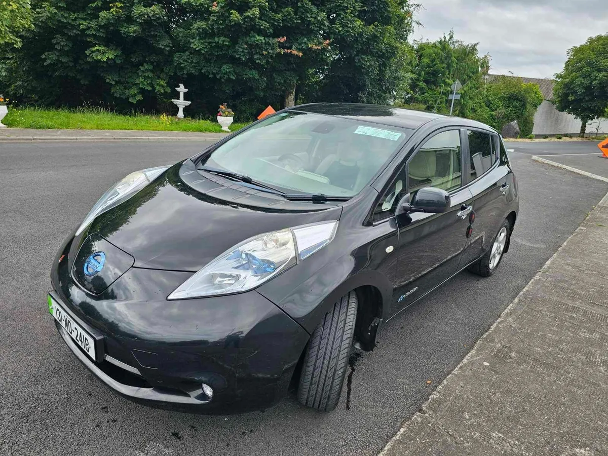 Nissan Leaf 2013 - Image 1
