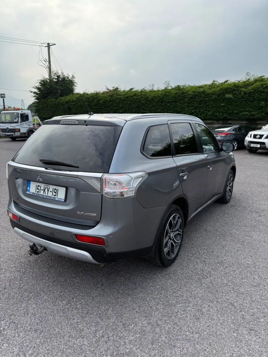Mitsubishi Outlander 2015 - Image 3
