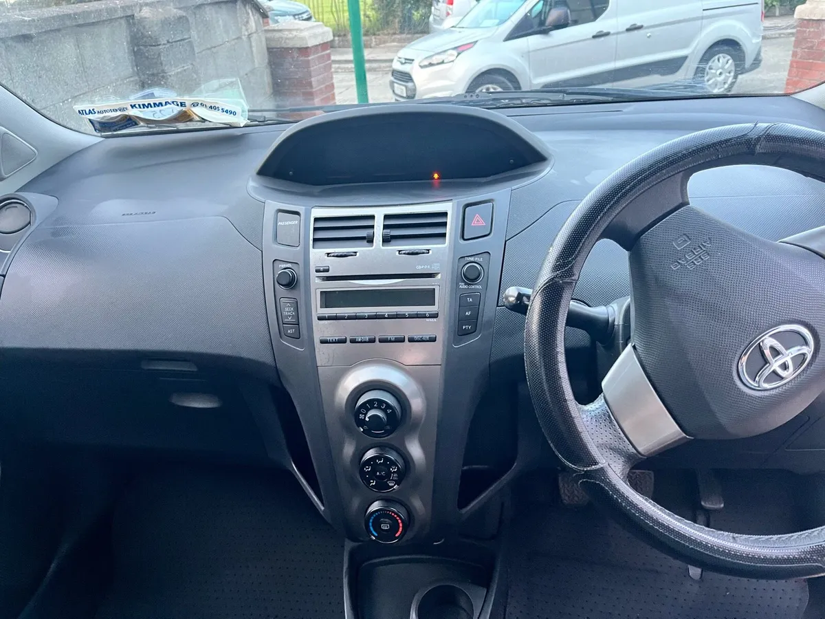 2010 Toyota Yaris 1.4 D-4D TR 5Dr - Image 4