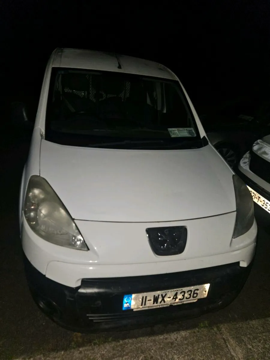 2011 Peugeot partner - Image 2
