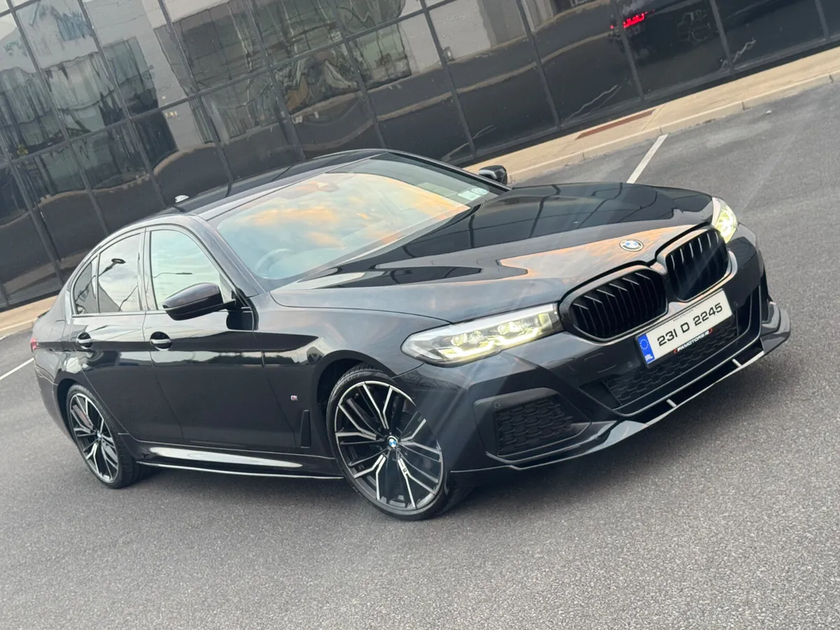 BMW 5-Series 2023 msport 520d - Image 2
