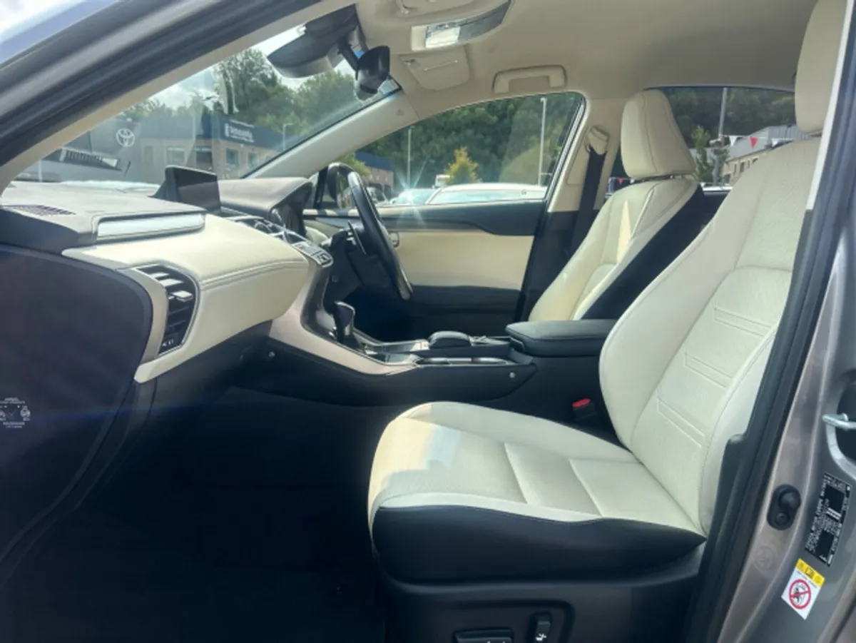 Lexus NX FWD EXECUTIVE - Image 2
