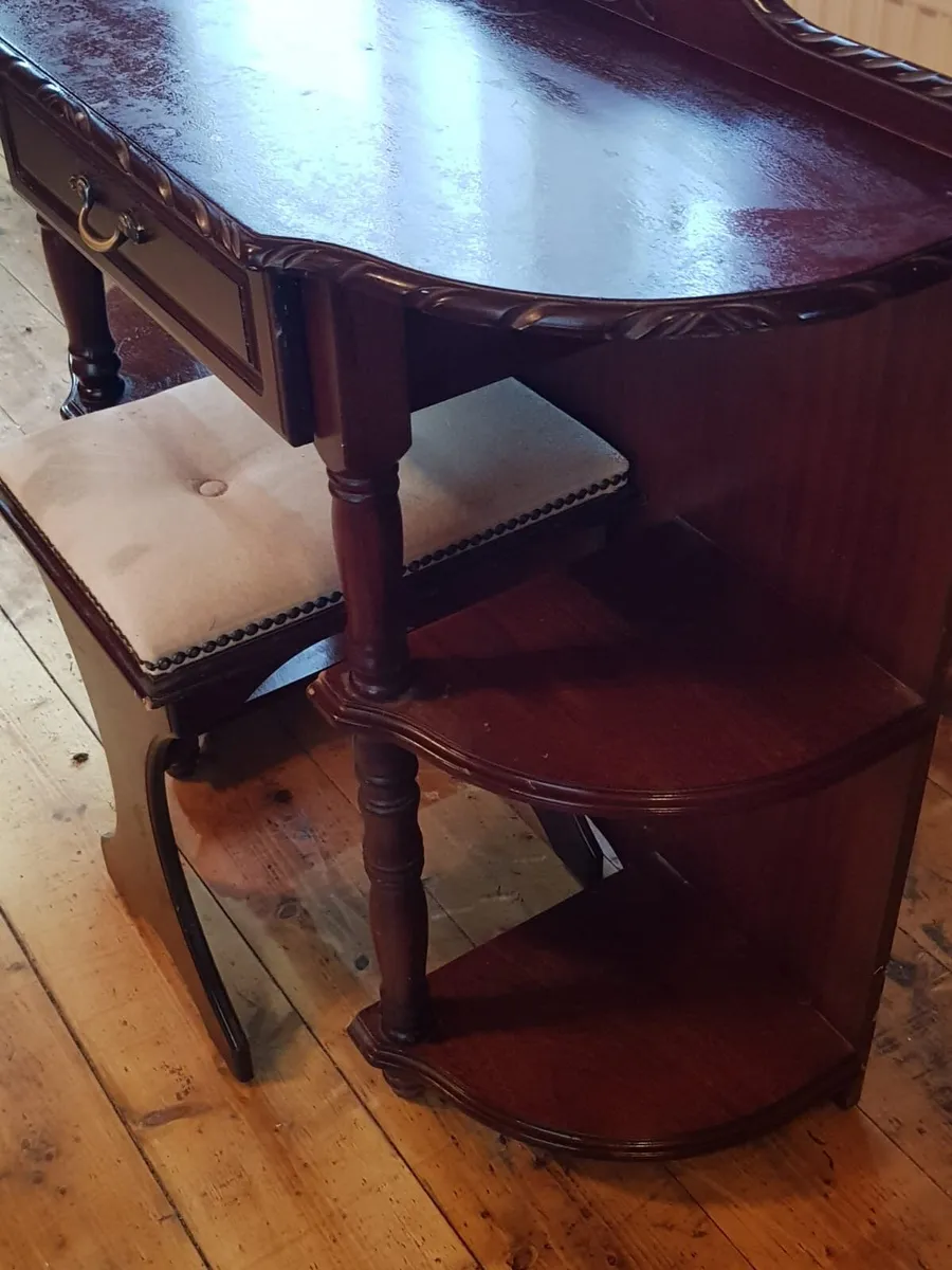 Dressing Table with Stool - Image 3