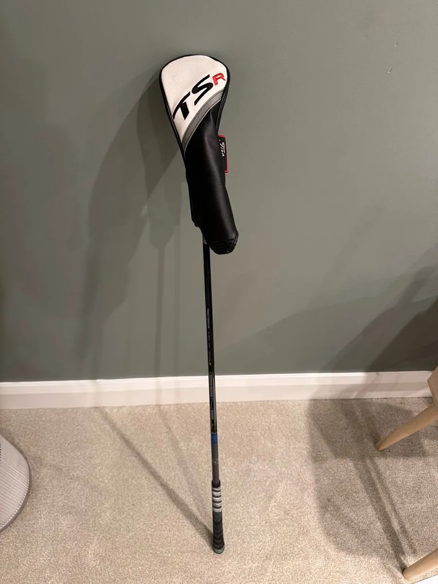 Titleist TSR2 4 Hybrid - Image 1