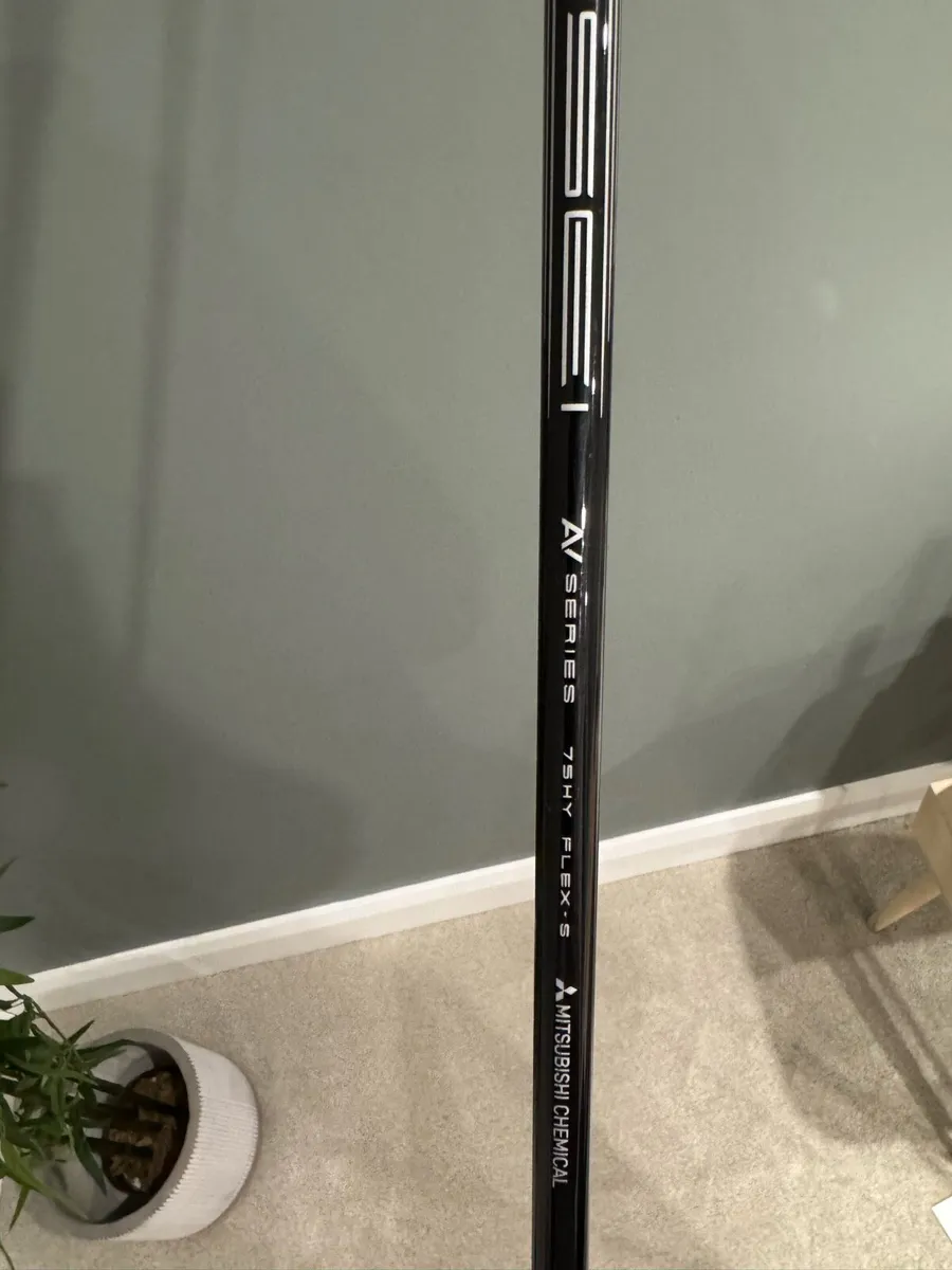 Titleist TSR2 4 Hybrid - Image 2