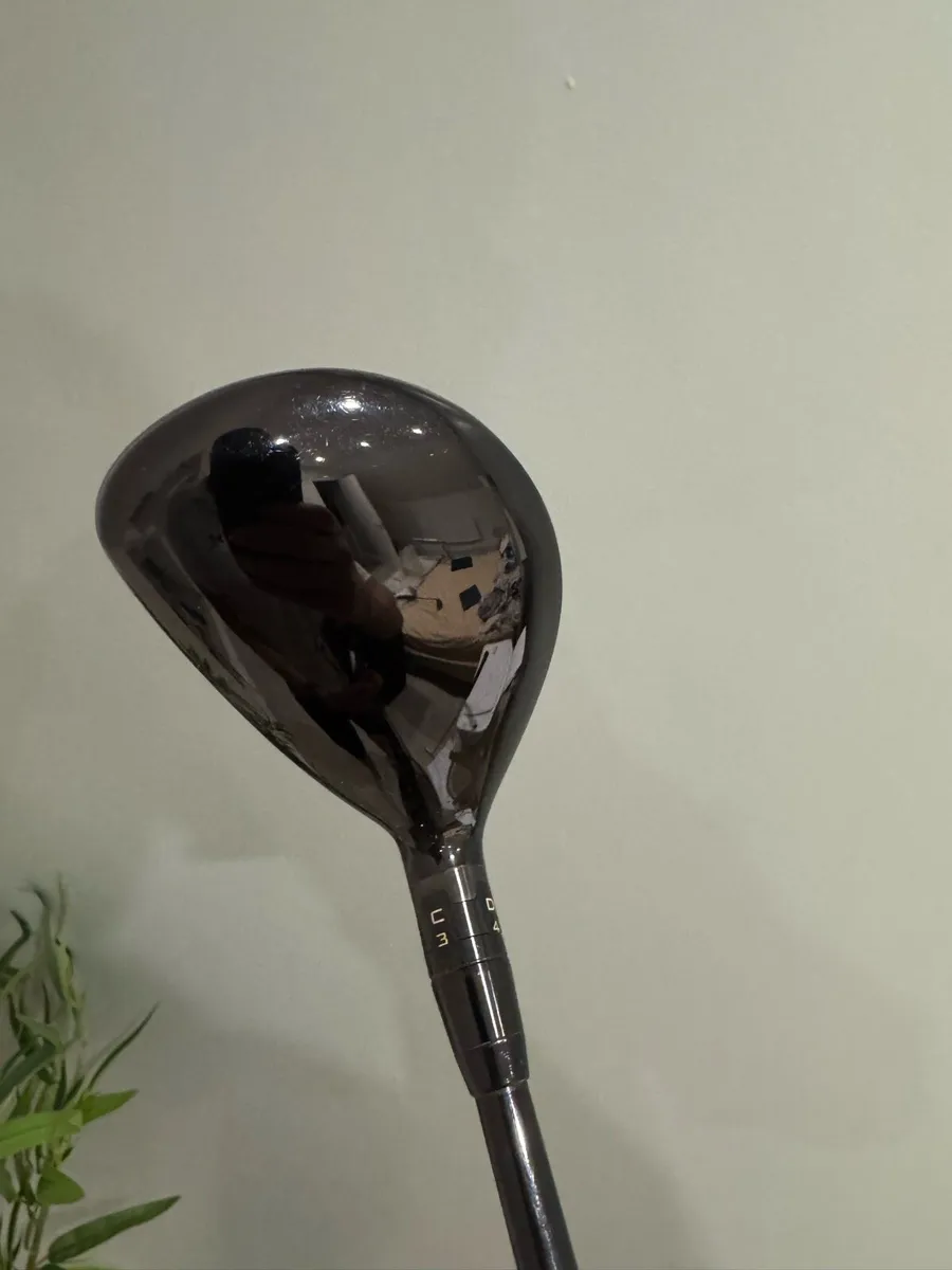 Titleist TSR2 4 Hybrid - Image 4