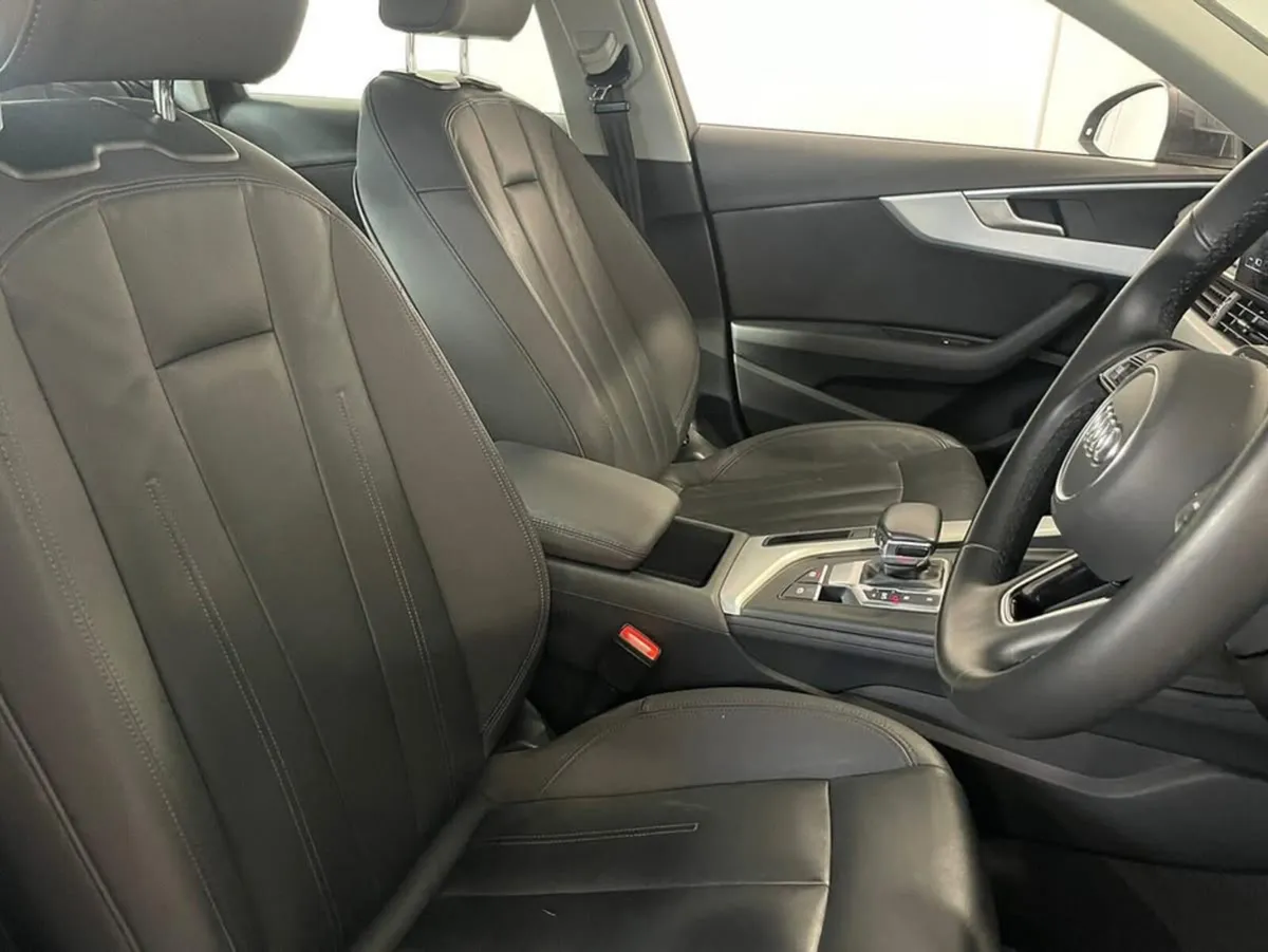Audi A4 LIMOUSINE 30 TDI 136BHP S-TRONIC SE 4DR AU - Image 4