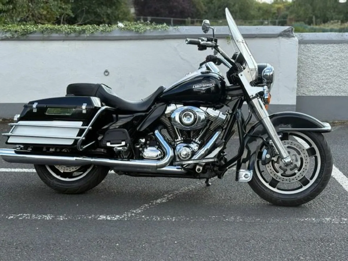 HARLEY DAVIDSON Road King  2011 - Image 1