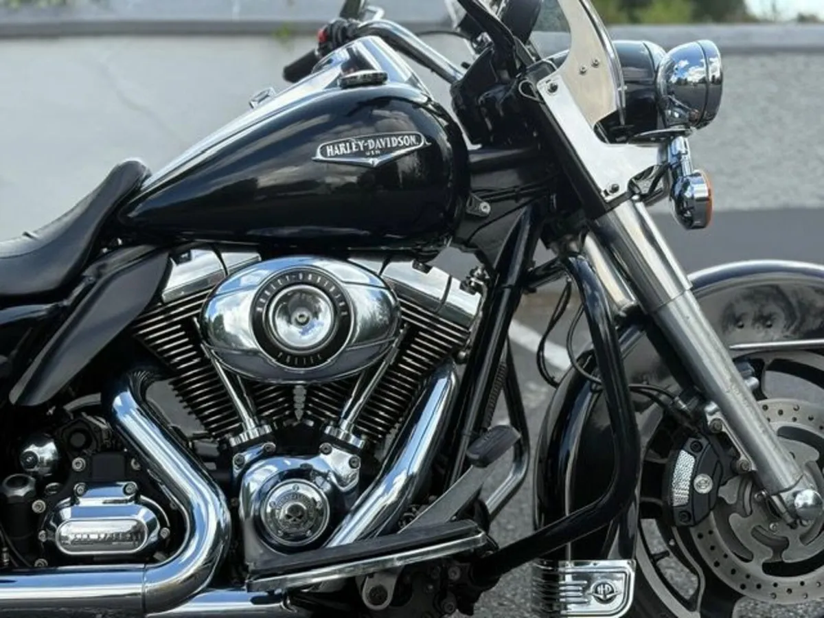 HARLEY DAVIDSON Road King  2011 - Image 2