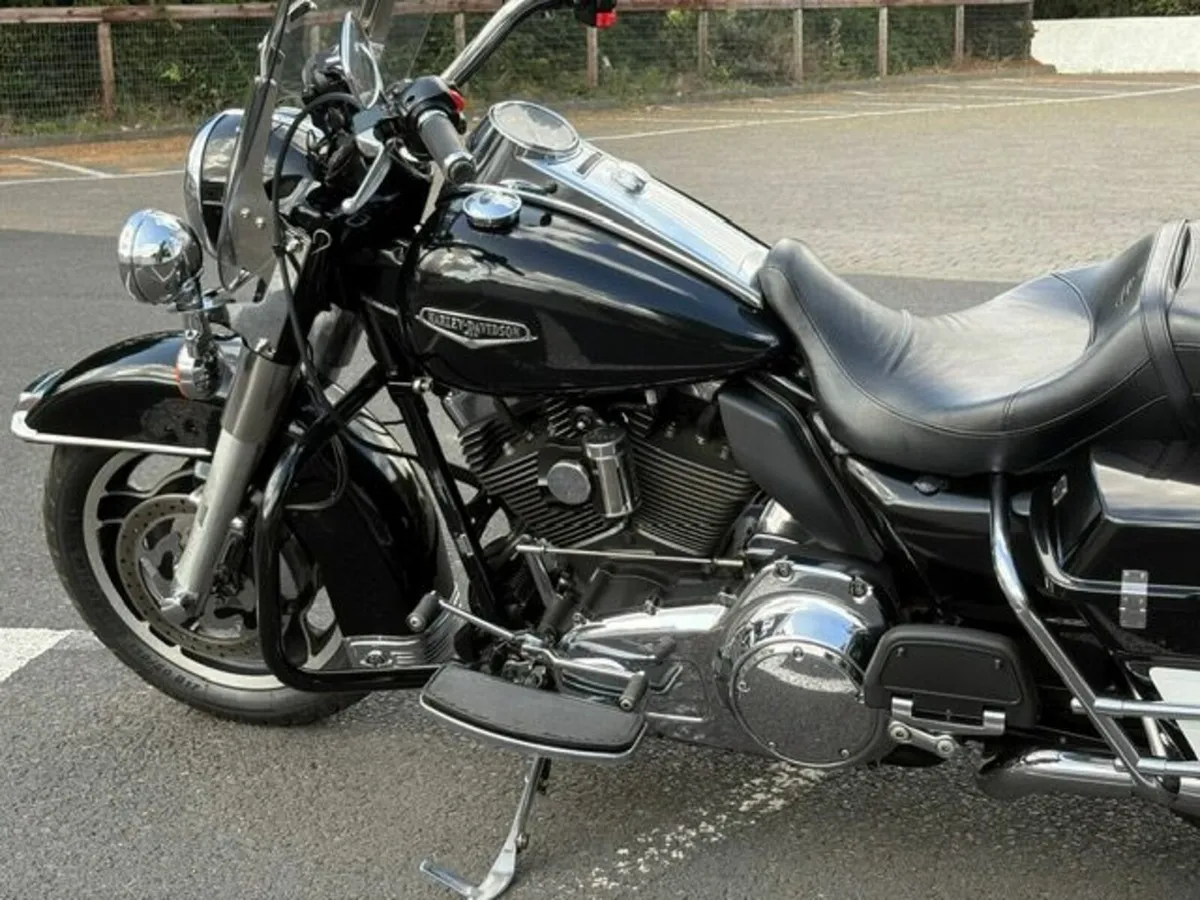 HARLEY DAVIDSON Road King  2011 - Image 3