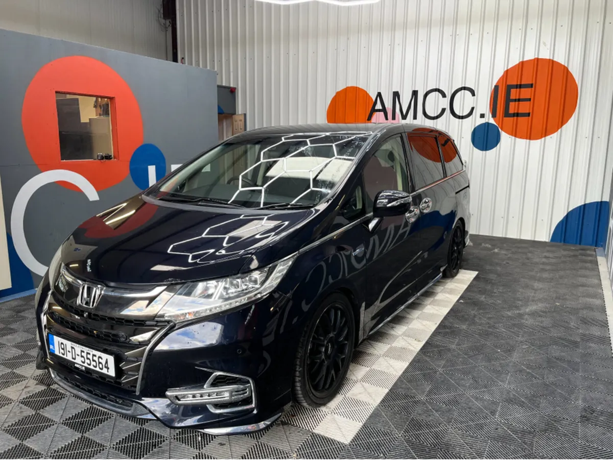 Honda Odyssey 2.0 HYBRID / 101k KMs / REVERSE CAME - Image 3