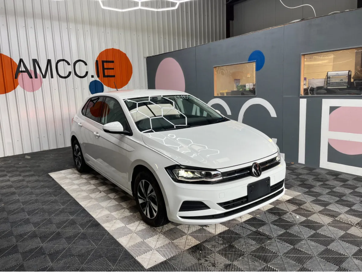 Volkswagen Polo 1.0 TSI COMFORT LINE / 7k KMs / RE - Image 1