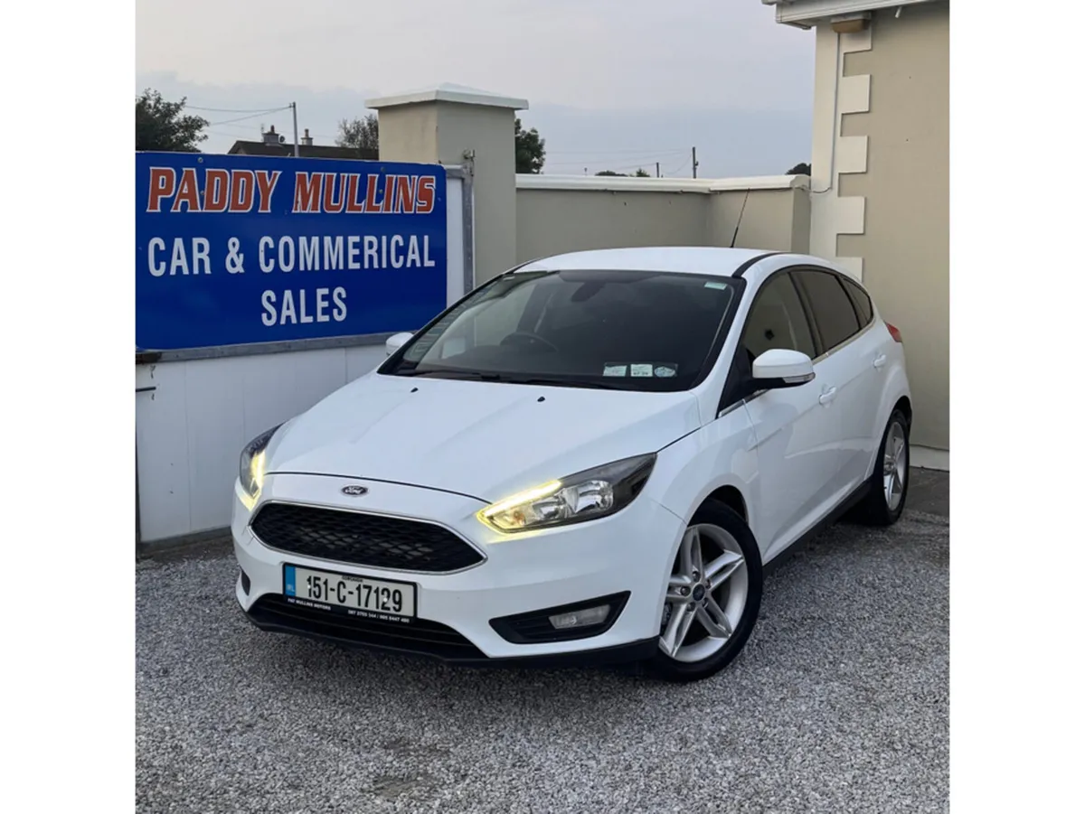 Ford Focus 1.5 TDCI ZETEC 120PS 5DR - Image 2