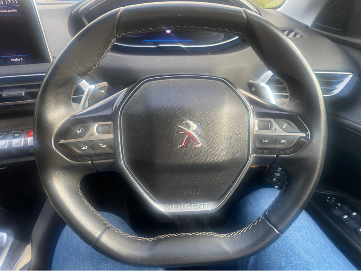 Peugeot 3008 ALLURE S/S AUTO - Image 3