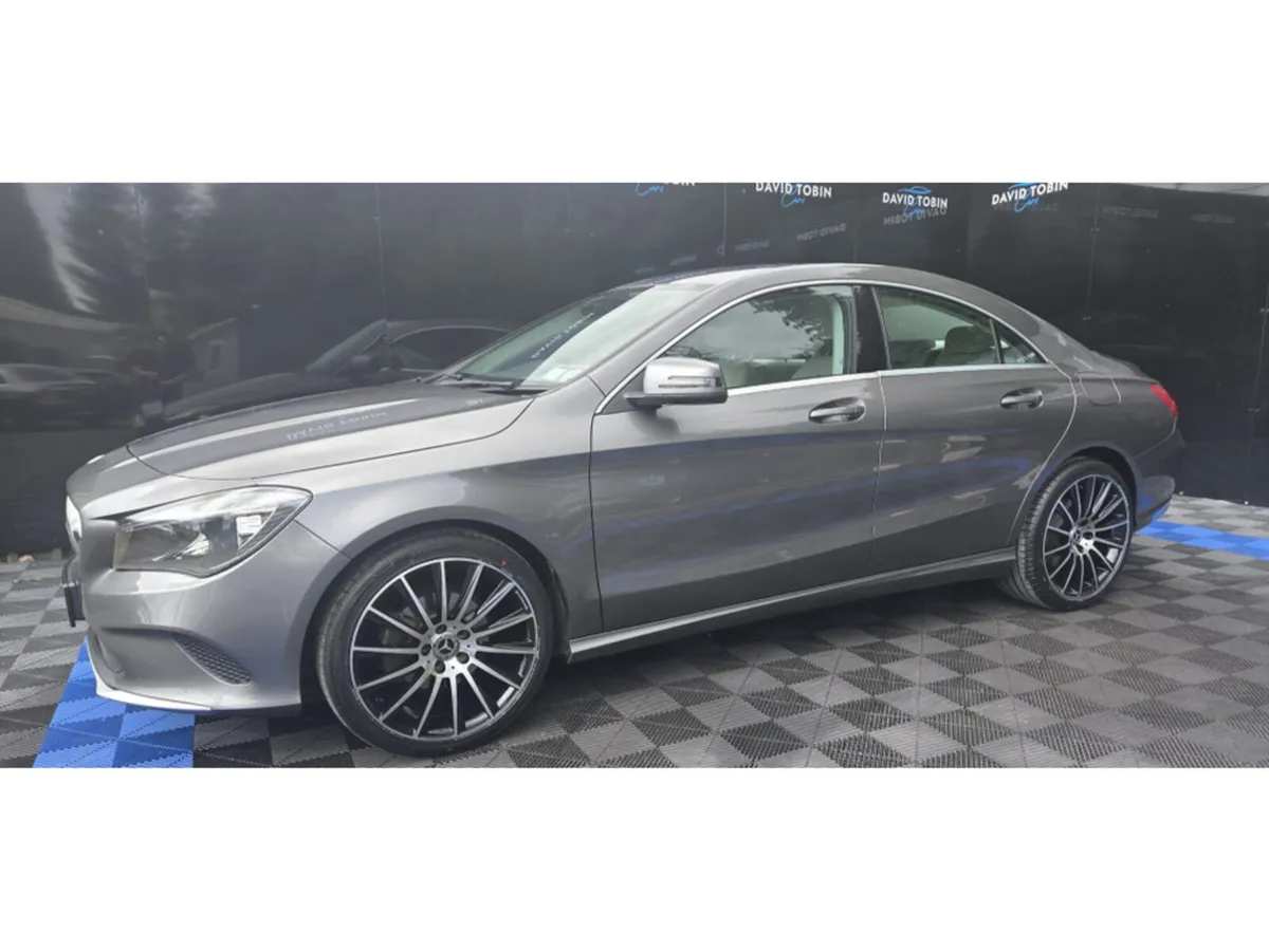 Mercedes-Benz CLA CLA 180 PETROL MANUAL/LOW MILEAG - Image 4