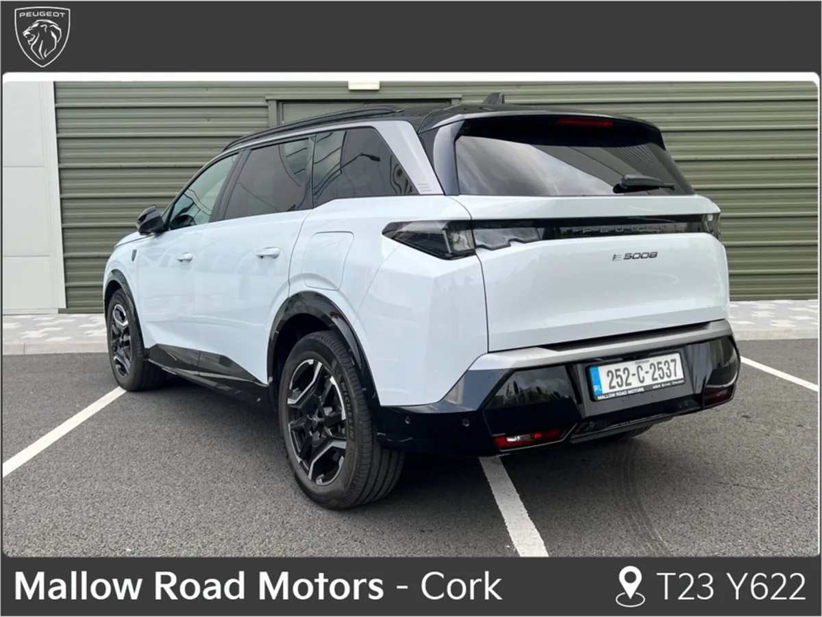 Peugeot 5008 EGT 73KWH 210 BHP STANDARD 4DR - Image 3