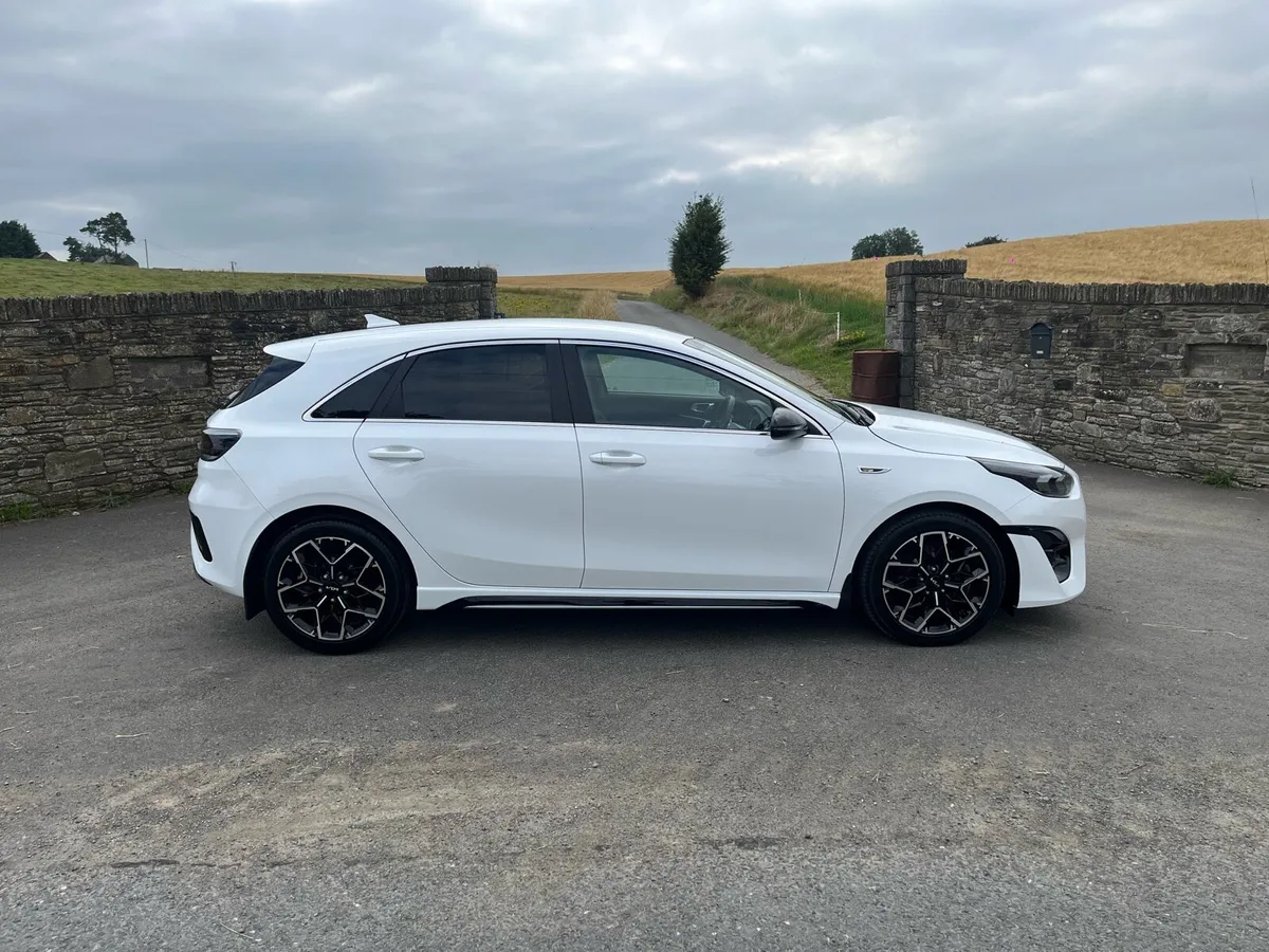 Kia Ceed Gt Line 2023 - Image 4