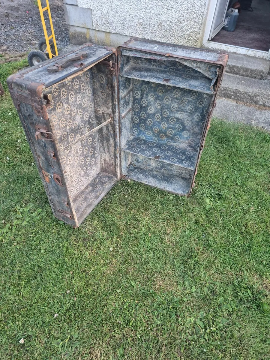Treasure Chest - Image 2