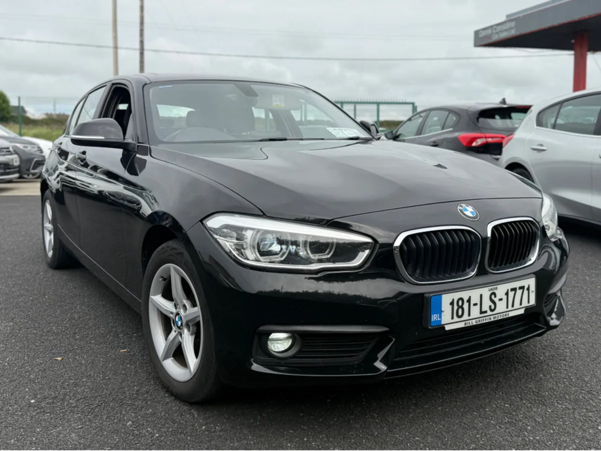 BMW 1-Series D SE BUSINESS 5DR - Image 2