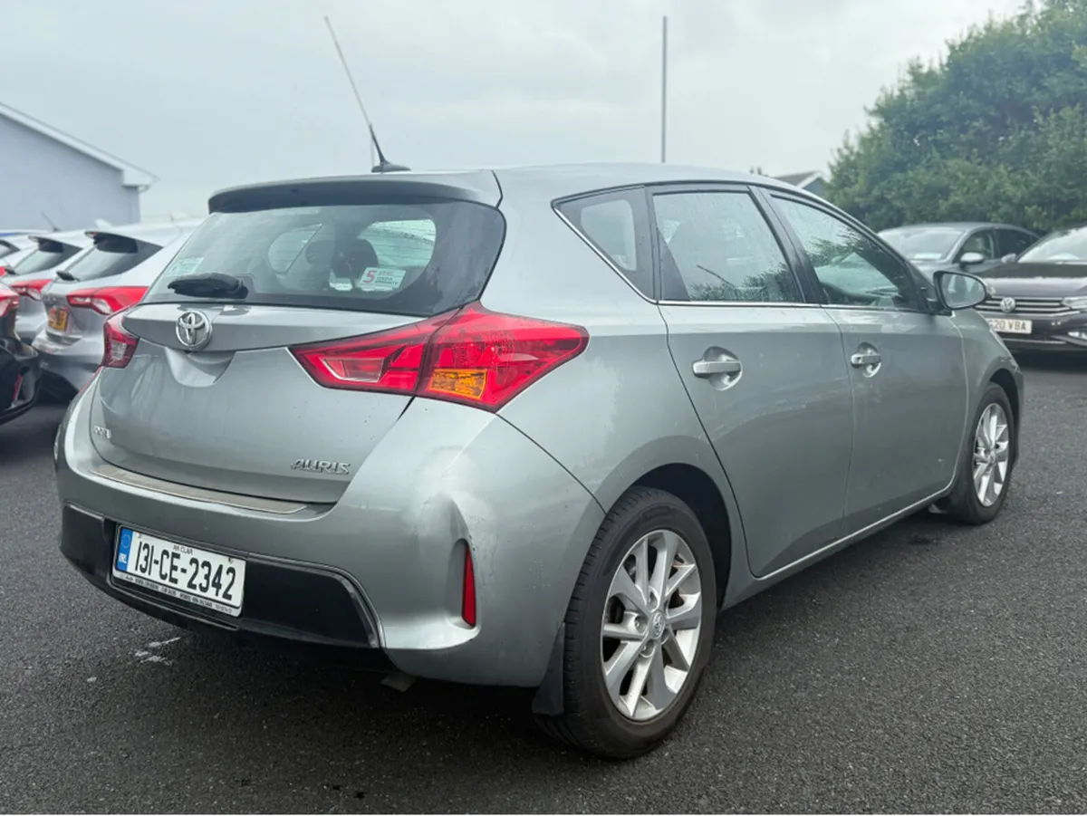 Toyota Auris 1.4 D-4D ICON S/S 5DR - Image 4