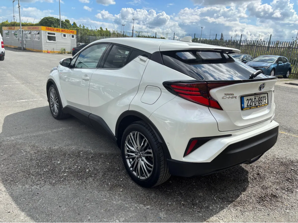 Toyota C-HR 1.8 HYBRID SOL 4DR AUTO - Image 2