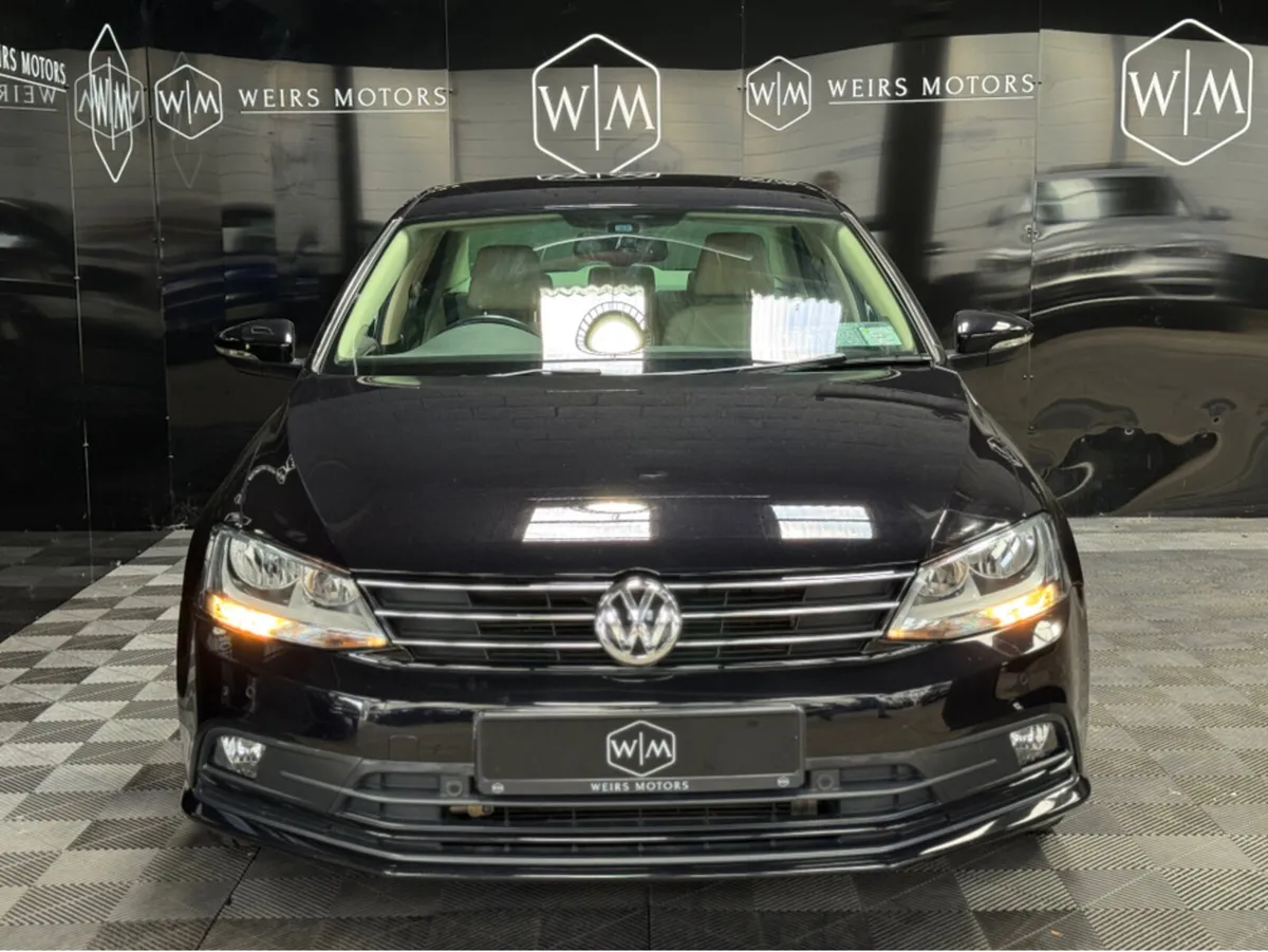 Volkswagen Jetta HIGHLINE 1.4 TSI D7F 125BHP 4DR A - Image 4