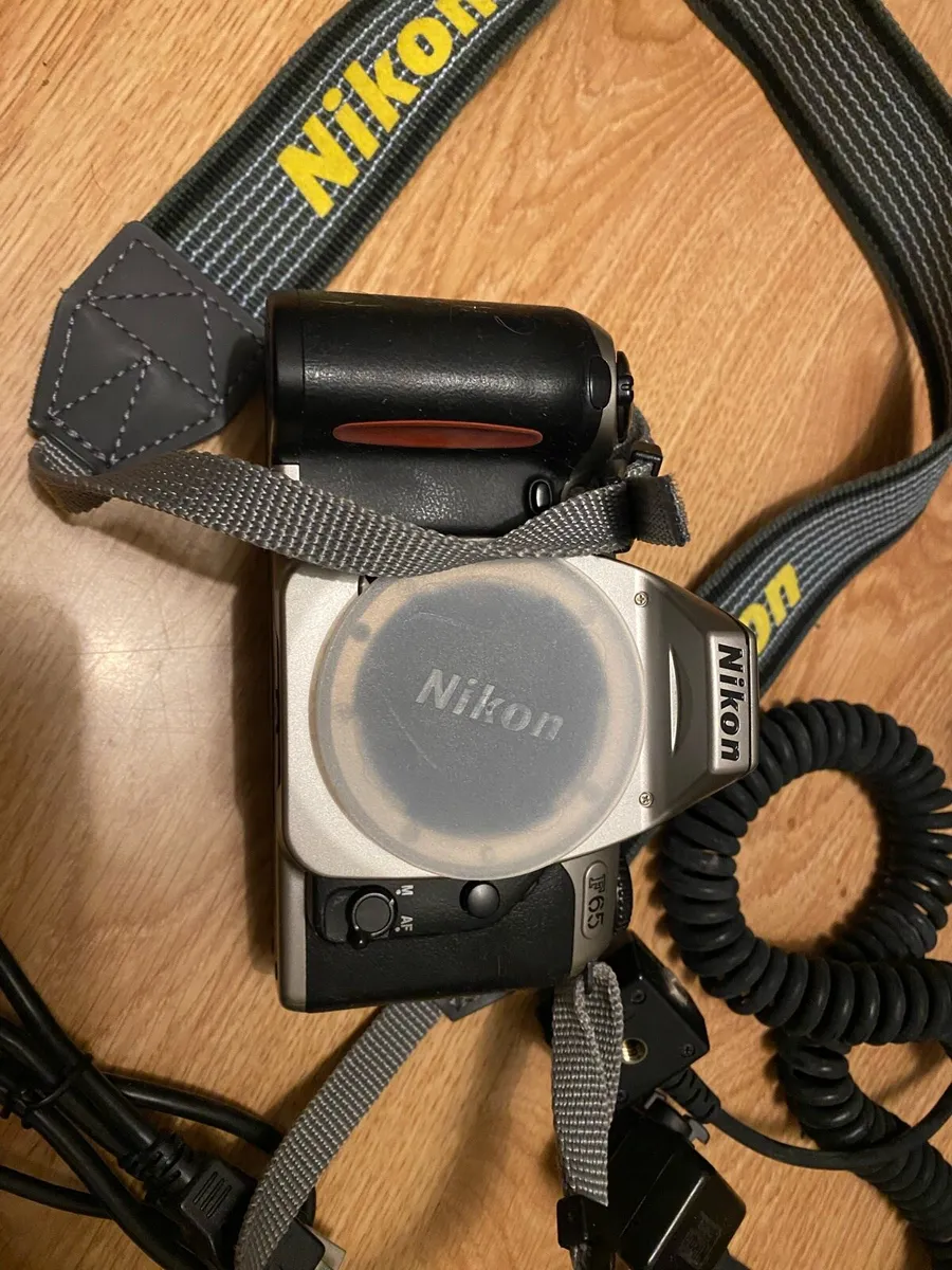 Nikon cameras - digital and film - Image 4