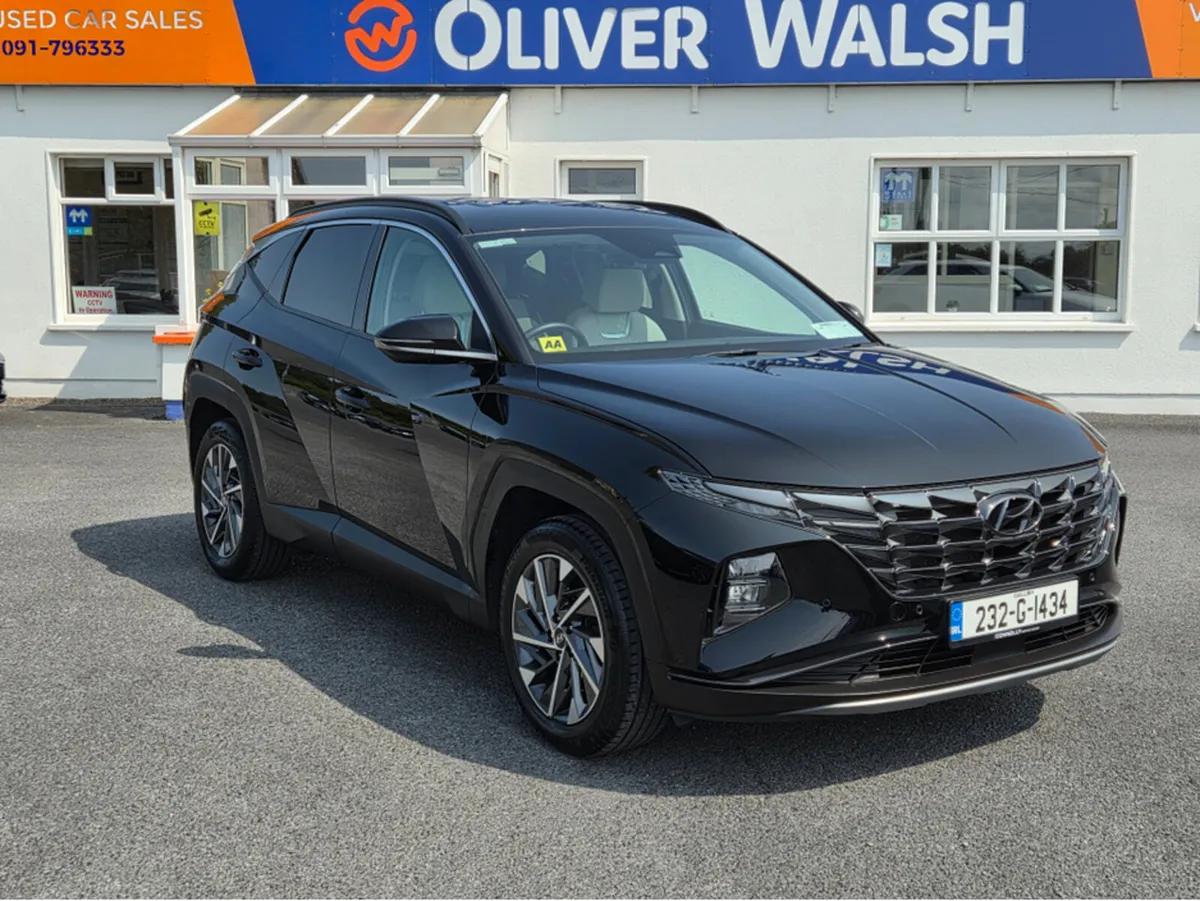 Hyundai Tucson EXECUTIVE PLUS 5DR - Image 1