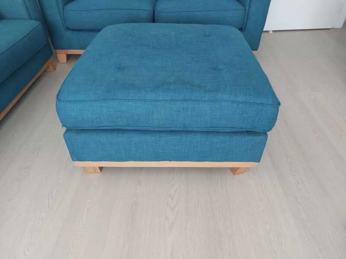 Teal 3 and 2 seater with footstool - Image 3