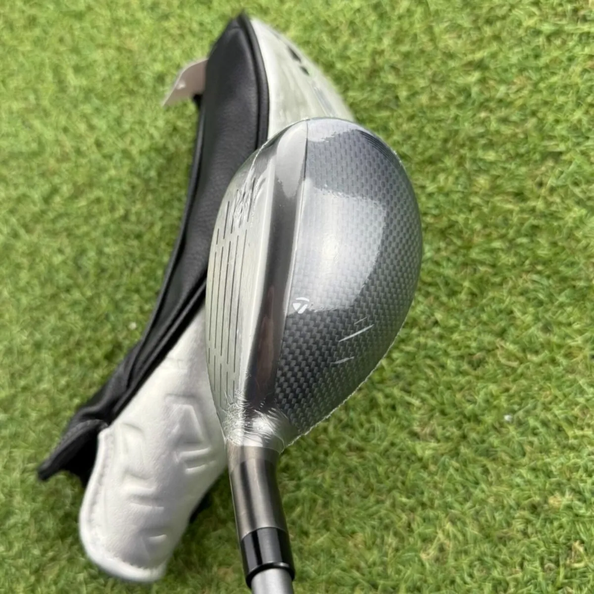 NEW TAYLORMADE Qi35 MAX HYBRID / #3 20° / REGULAR - Image 4