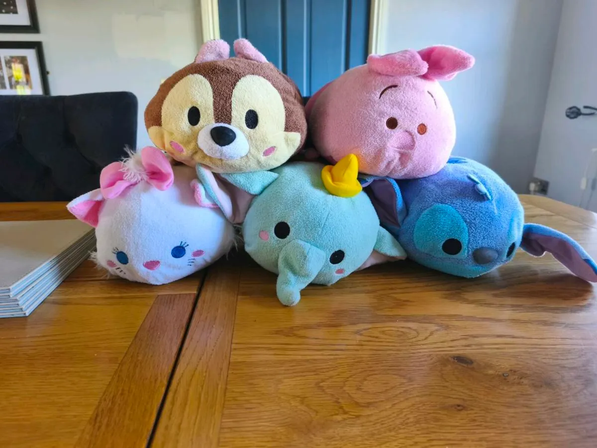 Disney stackable tsum tsums. - Image 1