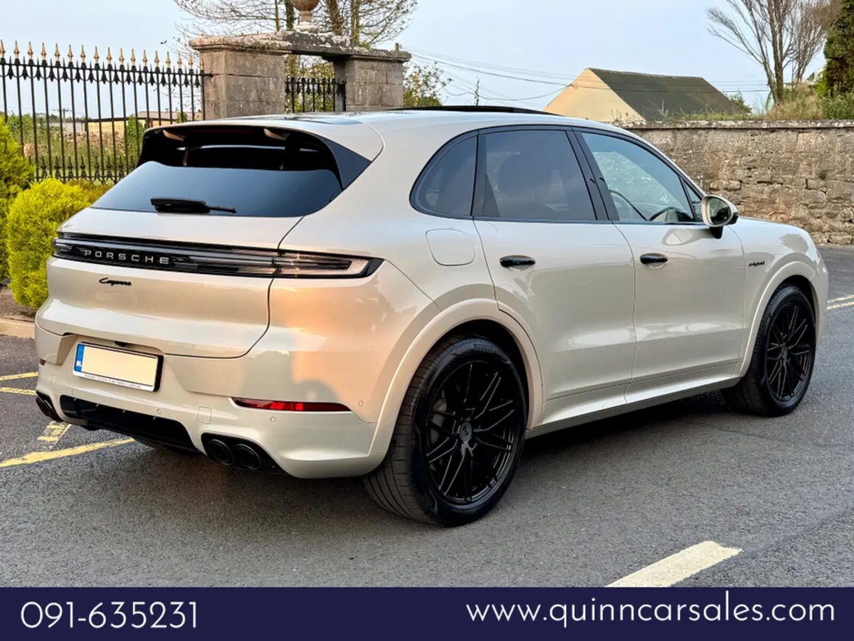 Porsche Cayenne 3.0 V6 E-HYBRID AUTO==BIG SPEC==SP - Image 3