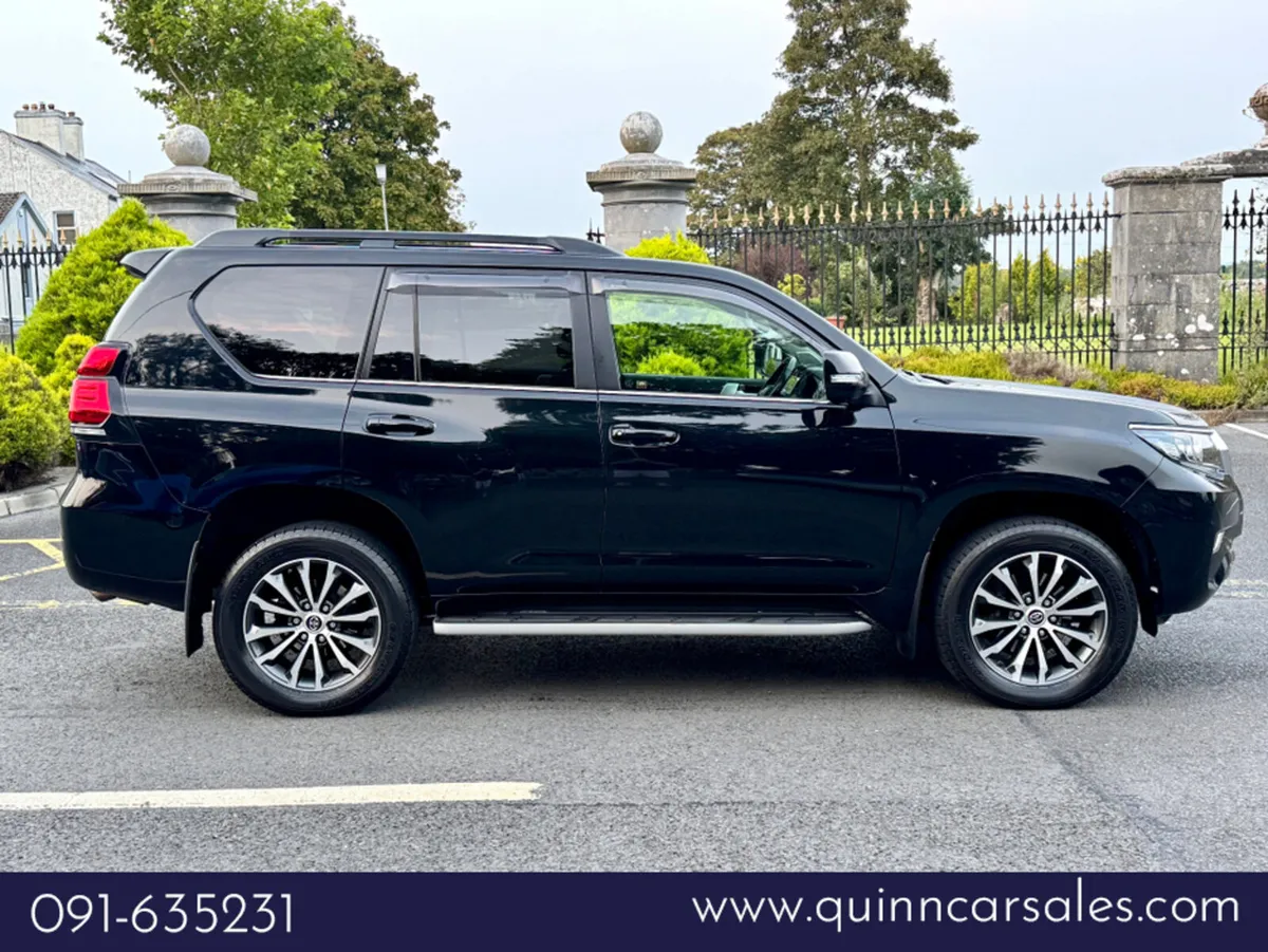 Toyota Land Cruiser 2.8D-4D INVINCIBLE AUTO 7 SEAT - Image 2