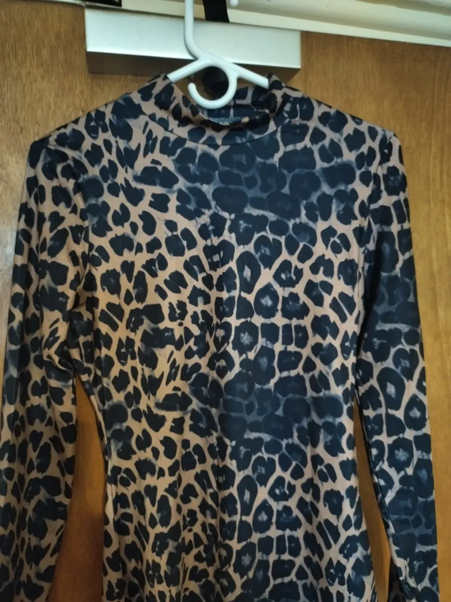 Sexy leopard dress for crossdresser - Image 1