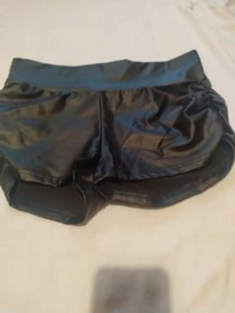 Sexy pu leather shorts for crossdresser
