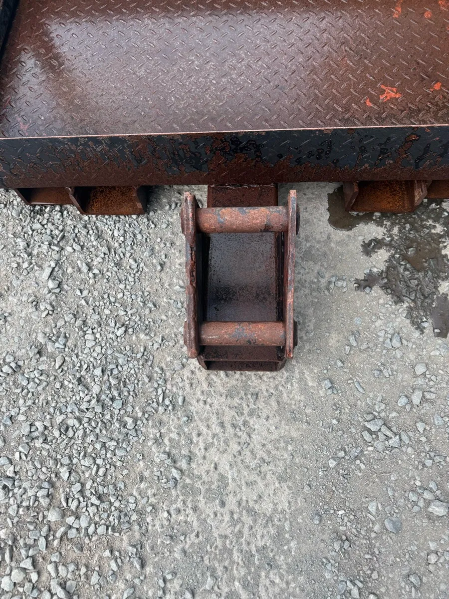 Digger Man Cage - Image 3