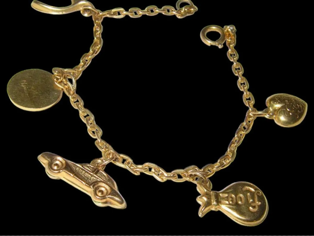 Vintage Hallmarked 9ct Gold Charm Bracelet - Image 1