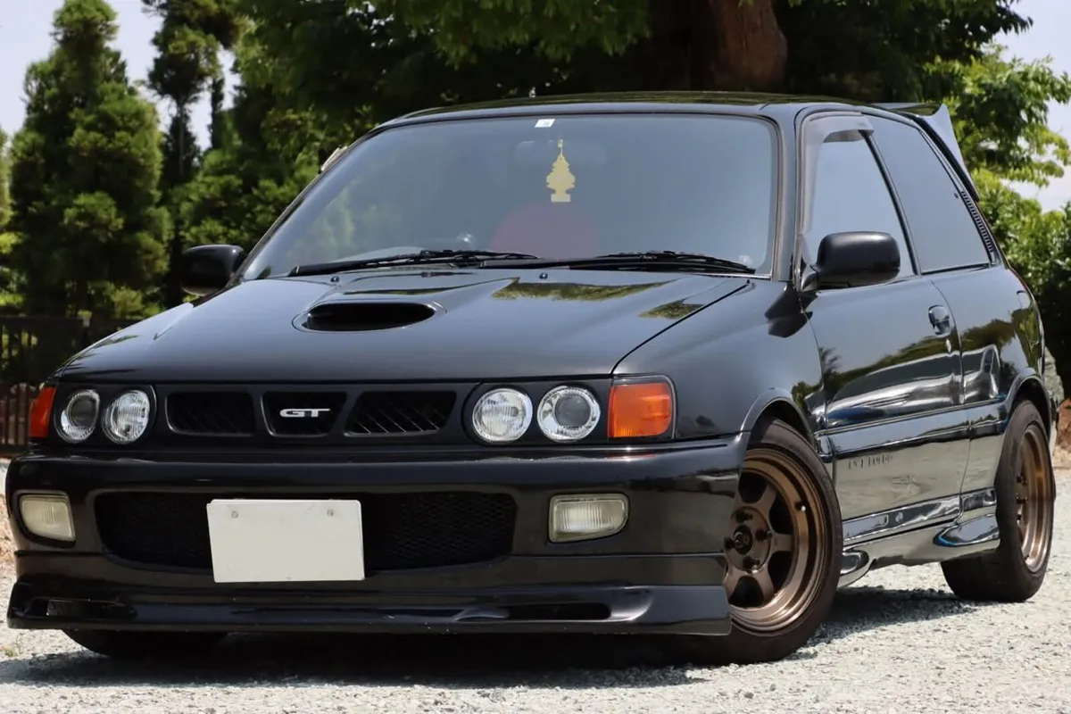 Nissan Skyline - Image 1