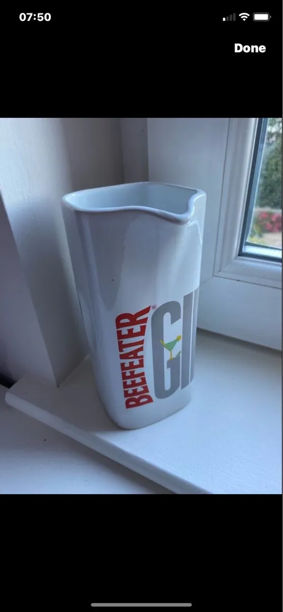 Rare Beefeater Gin Ceramic Water Jug - Image 2