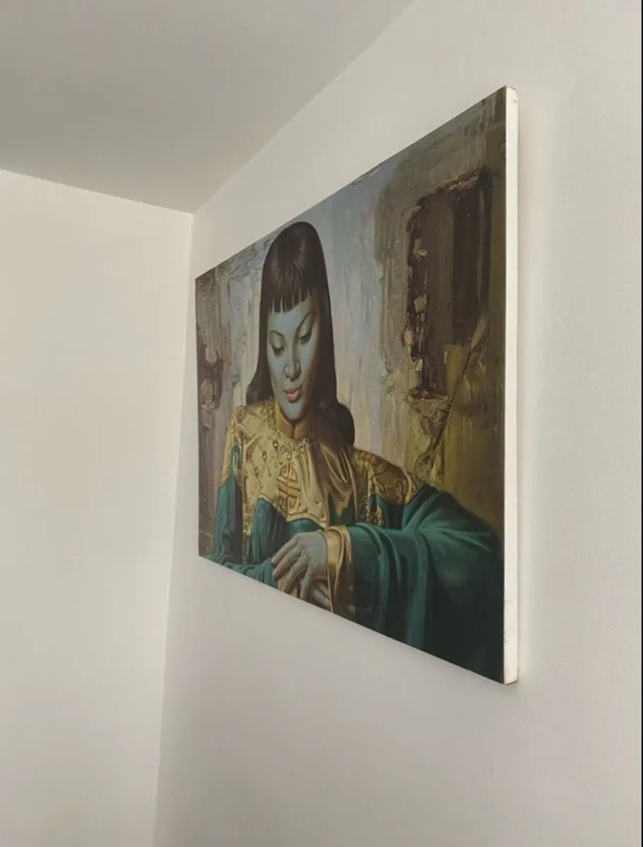 Framed Print on Canvas Lady of the Orient - Image 3