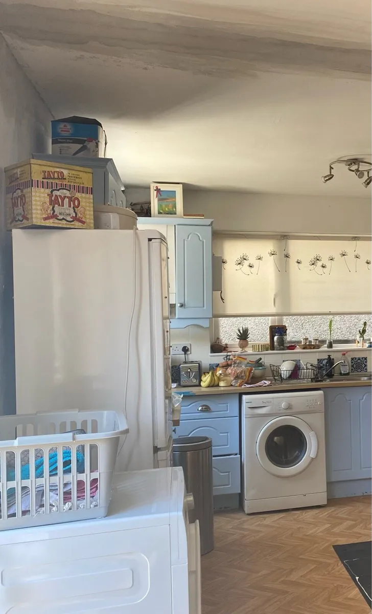 Kitchen must go - Image 3
