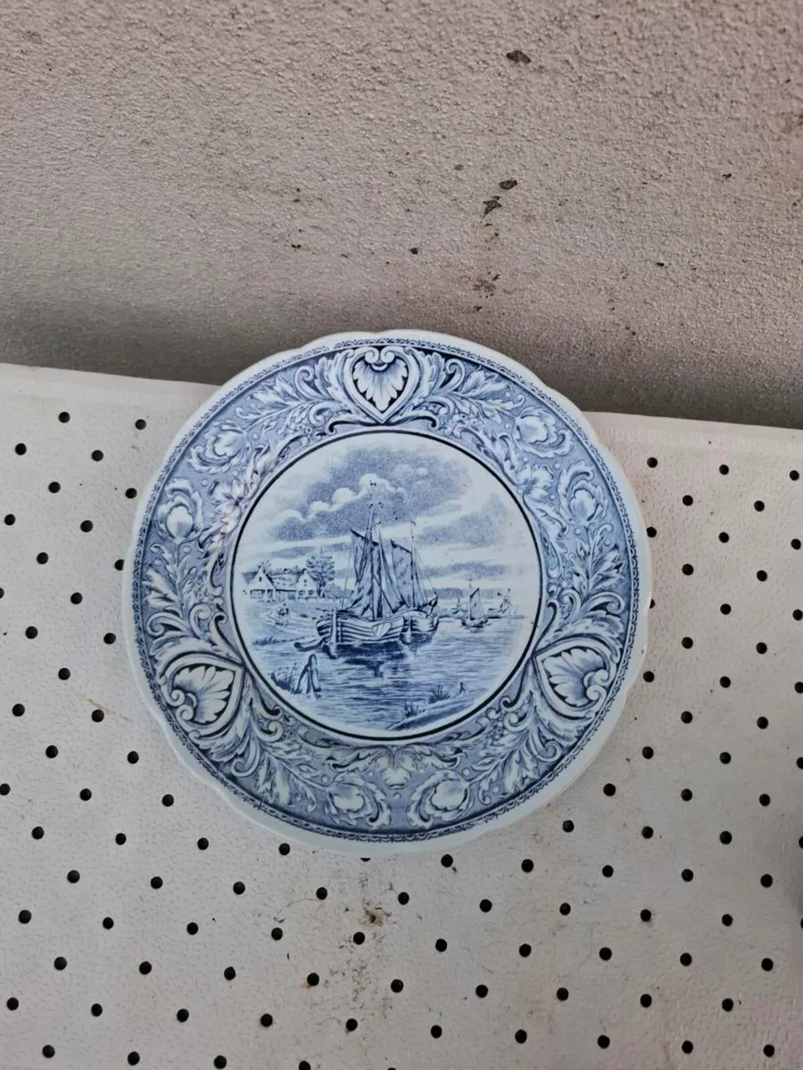 Blue boch style plate postage possible