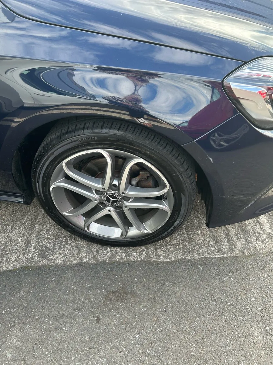 Mercedes Benz A class 180 AMG line ll - Image 2