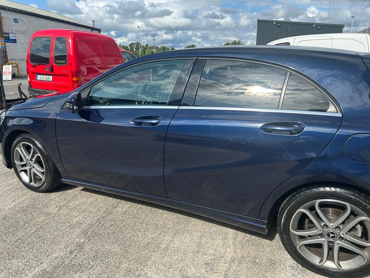 Mercedes Benz A class 180 AMG line ll - Image 4