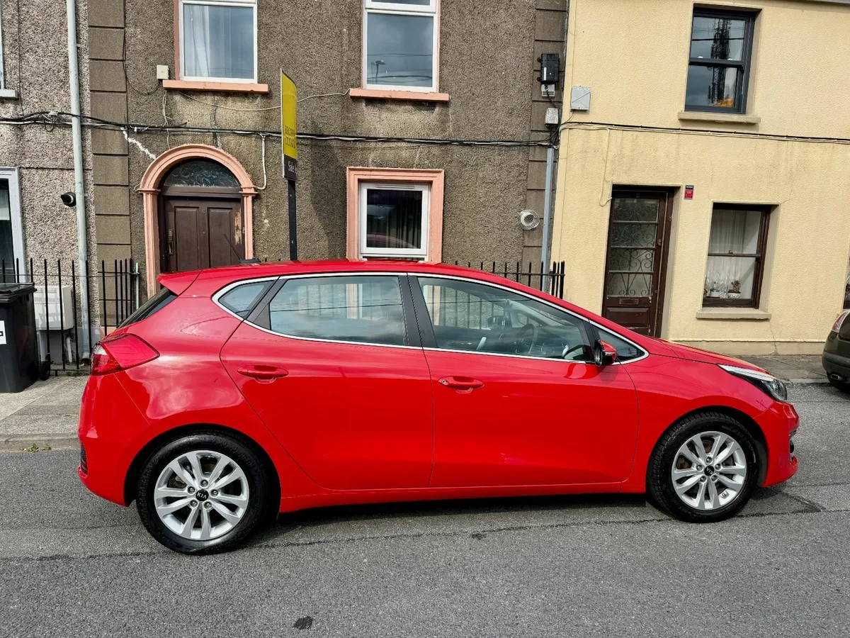 Kia Ceed 2015 - Image 4