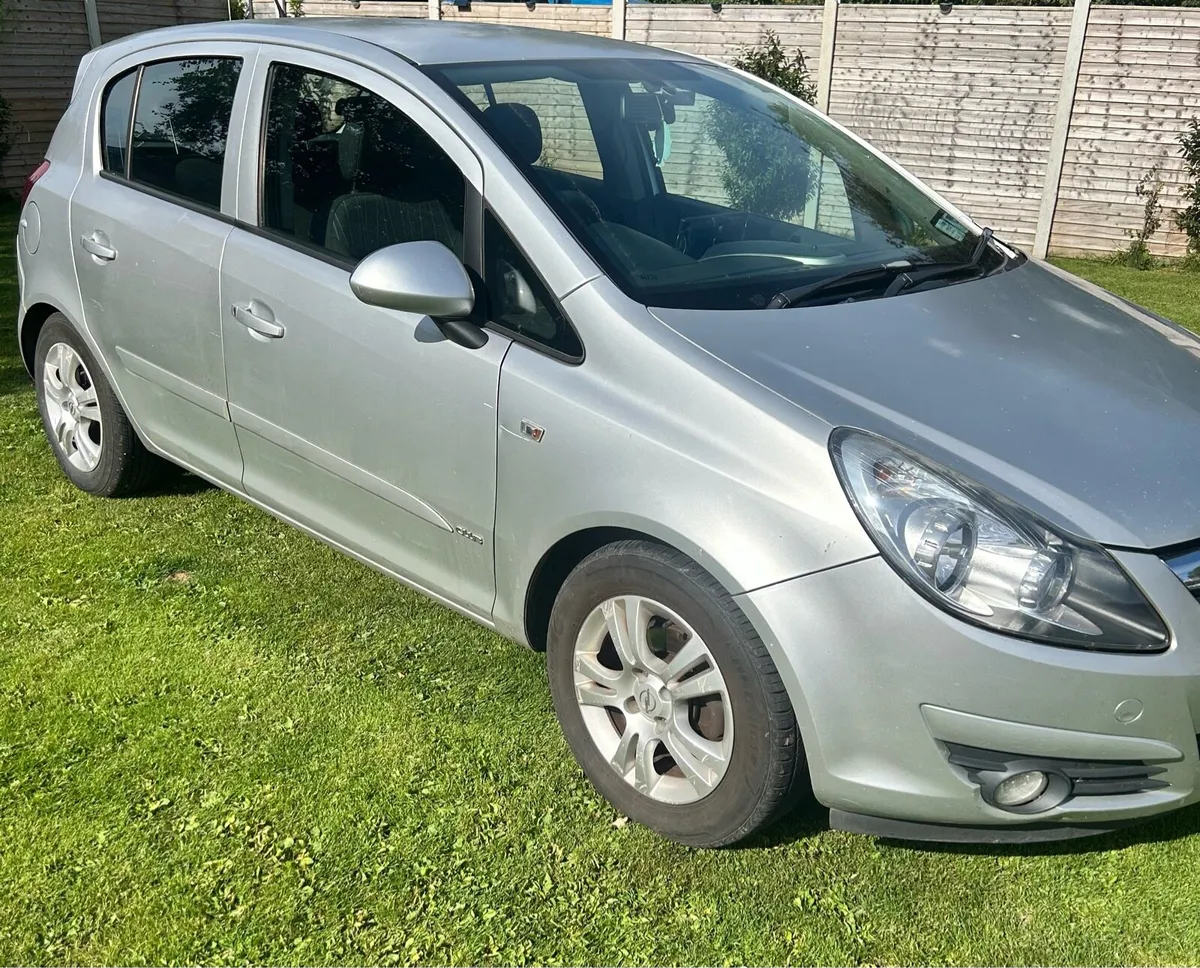 Opel Corsa Club 1.2 - Image 3