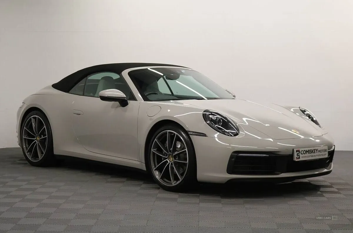 Porsche 911 T 992 Carrera - Image 1
