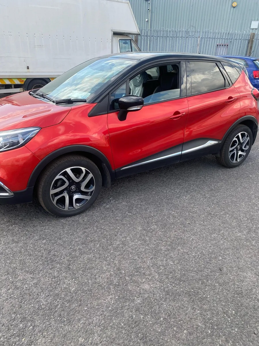 Car - Image 3